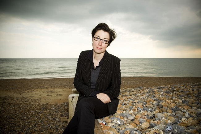 Sue Perkins Unconventional Star Belle About Town