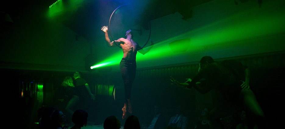 Circus in Covent Garden offers Pan Asian cuisine and class act cabaret in the heart of London, so Belle About Town visited.